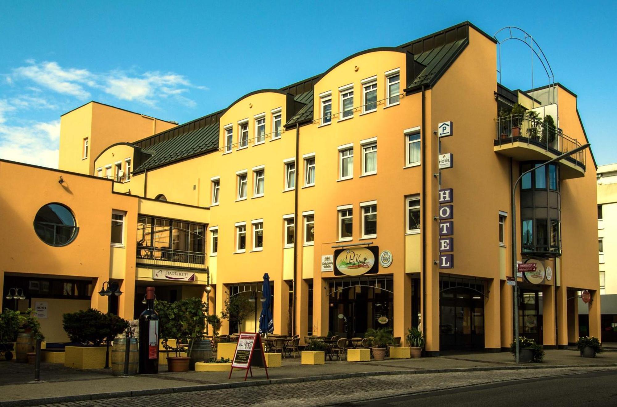 Stadt-Hotel Loerrach Gbr Lörrach Exterior foto